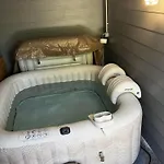 Будинок відпочинку Cosy Maison 3 Jardin, Parking Prive Et Jacuzzi