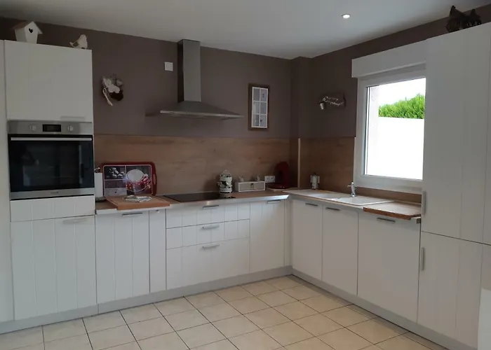 Vakantiehuis Cosy Maison 3 Jardin, Parking Prive Et Jacuzzi