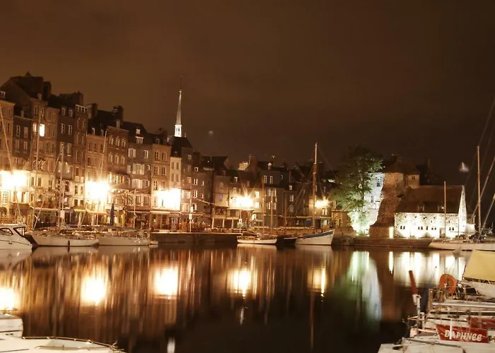 بيت للعطل Cosy Maison 3 Jardin, Parking Prive Et Jacuzzi *